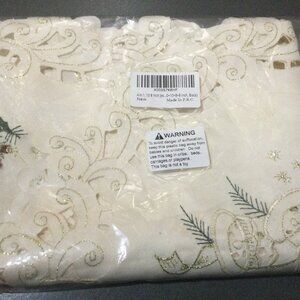 Tablecloth Holiday Christmas themed center  36"x16" used  (minor spots)